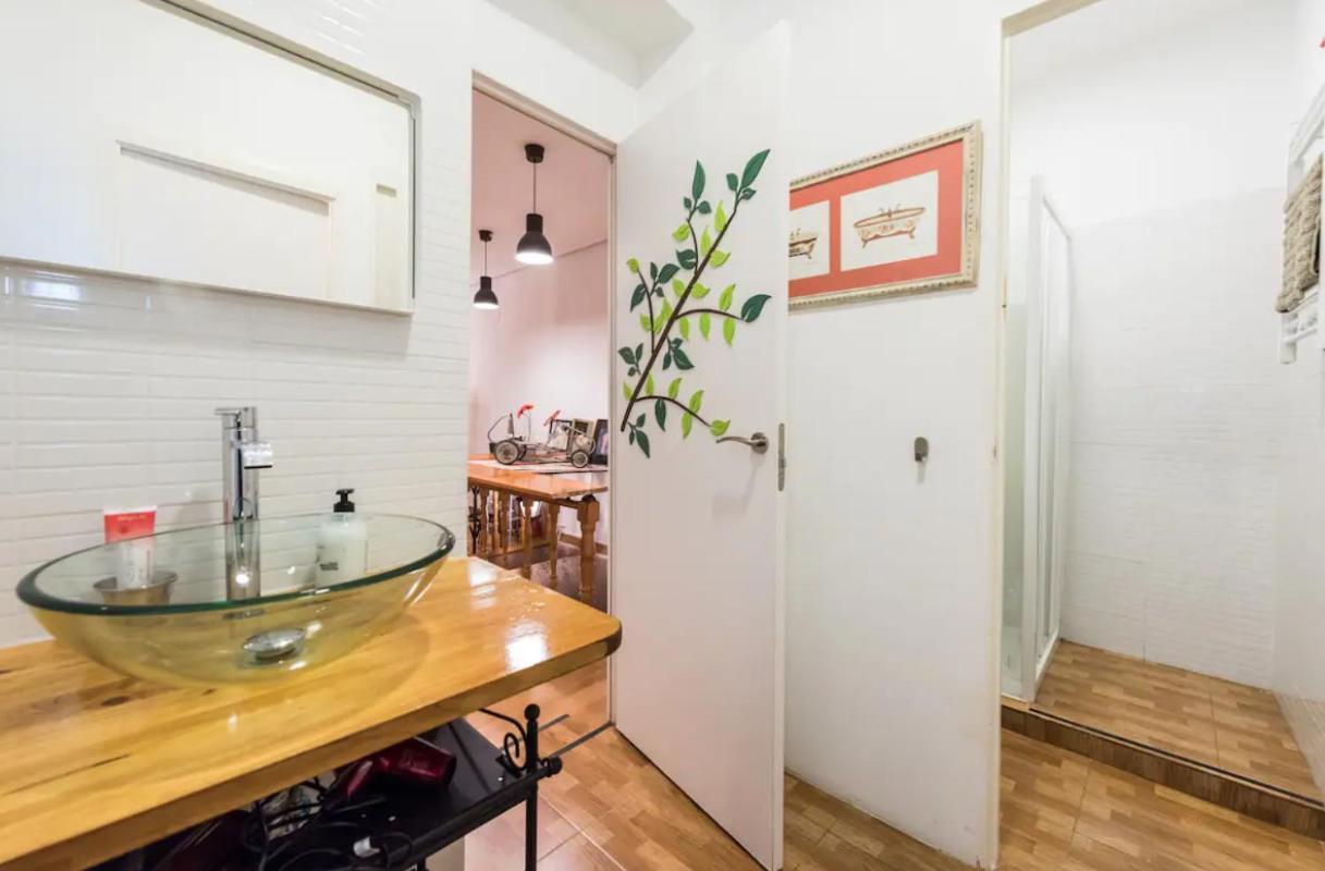 Encomienda Guest House 马德里 外观 照片