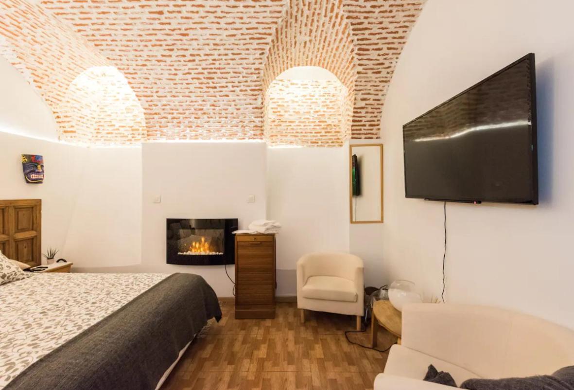 Encomienda Guest House 马德里 外观 照片