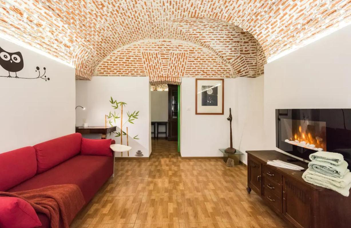 Encomienda Guest House 马德里 外观 照片