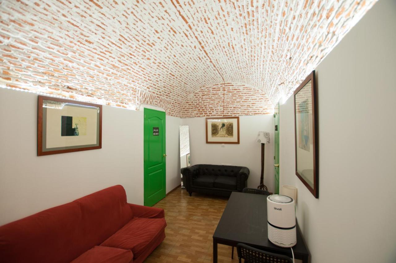 Encomienda Guest House 马德里 外观 照片