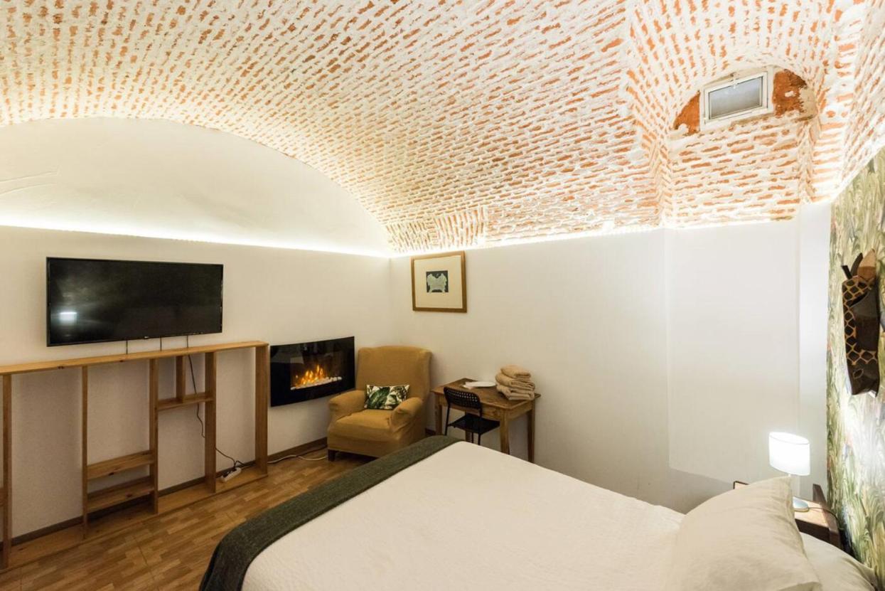 Encomienda Guest House 马德里 外观 照片