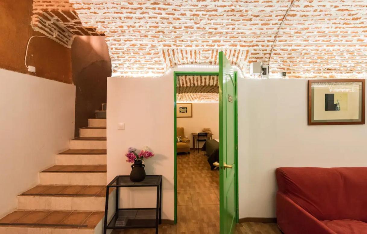 Encomienda Guest House 马德里 外观 照片
