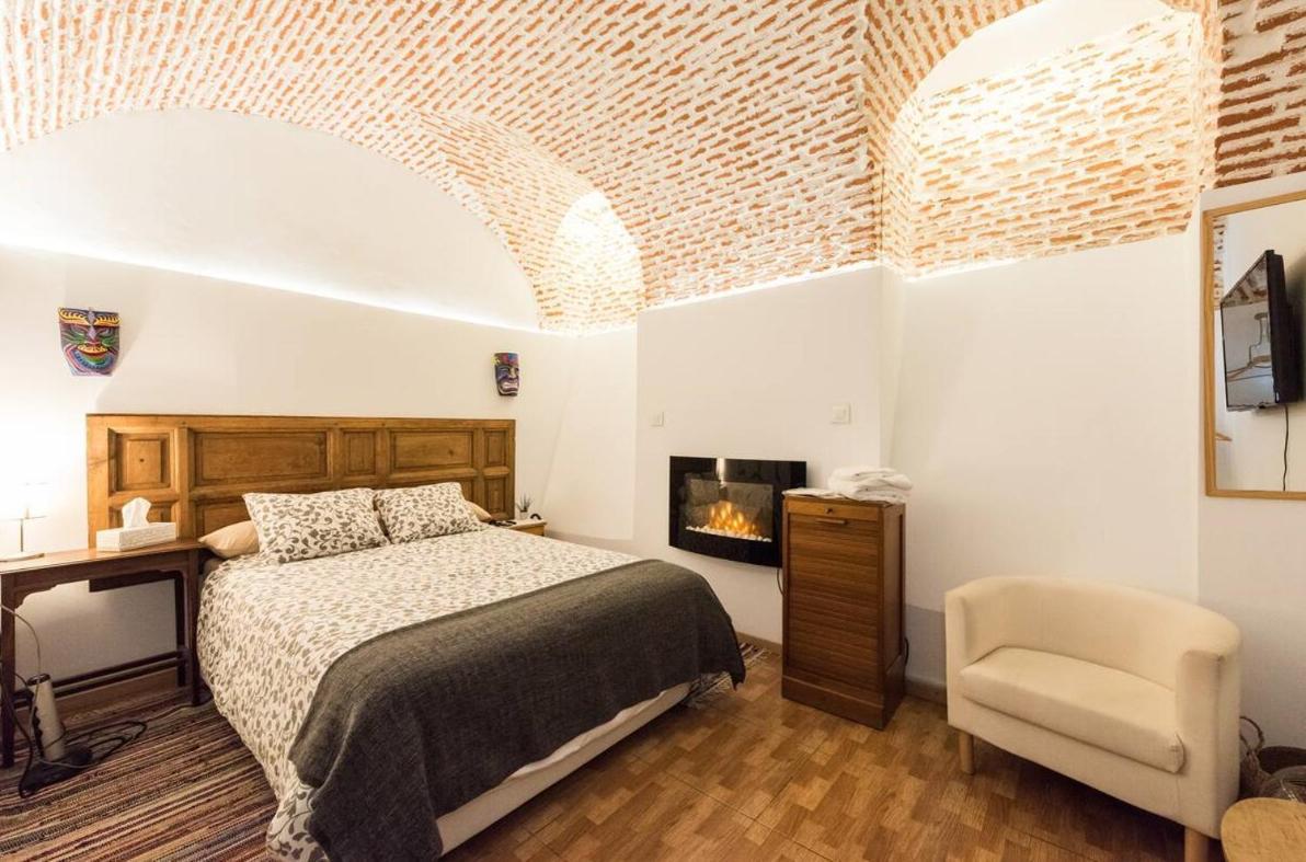 Encomienda Guest House 马德里 外观 照片